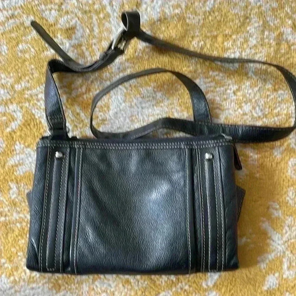 Tignanello crossbody leather wallet purse - Picture 3 of 6